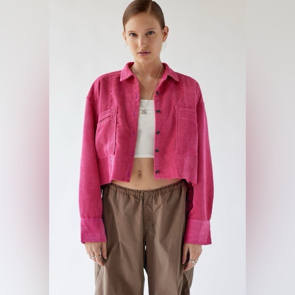 NWT BDG Urban Outfitters Rodney Corduroy Raw Hem Button Down Pink Size S
